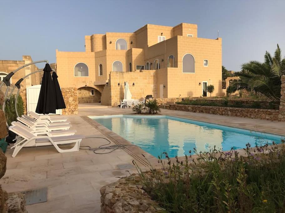 Farmhouse Villa With Large Pool And Garden In Gozo Għarb Exteriör bild