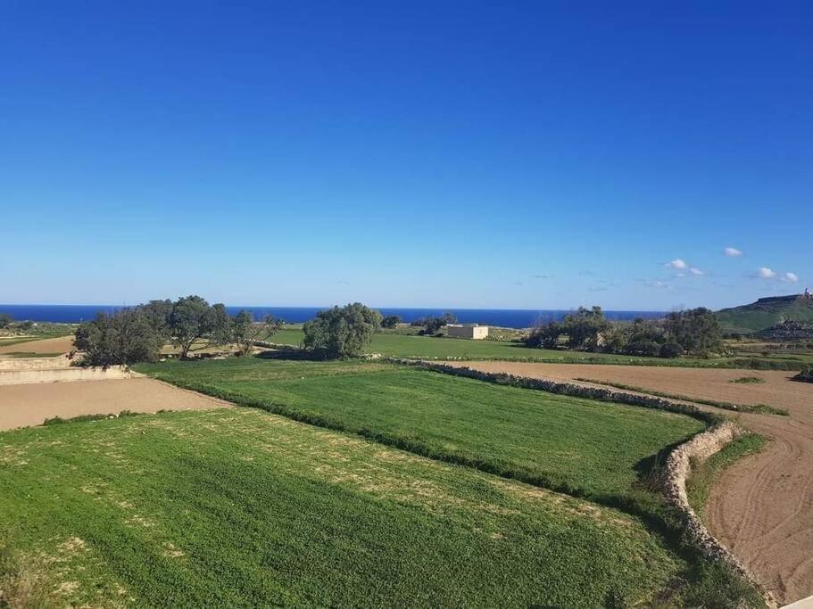 Farmhouse Villa With Large Pool And Garden In Gozo Għarb Exteriör bild