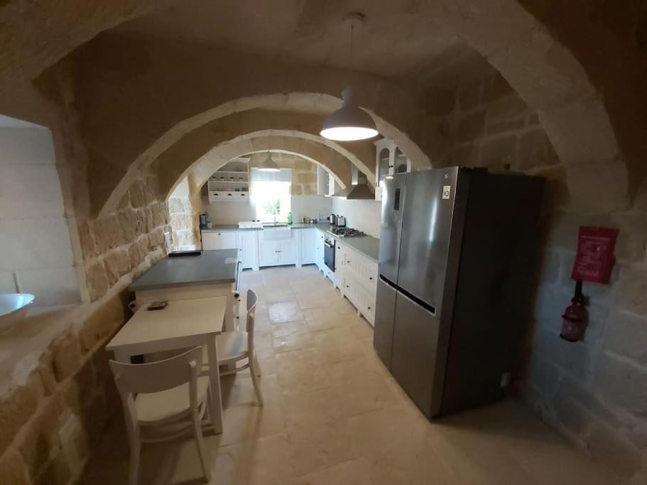 Farmhouse Villa With Large Pool And Garden In Gozo Għarb Exteriör bild