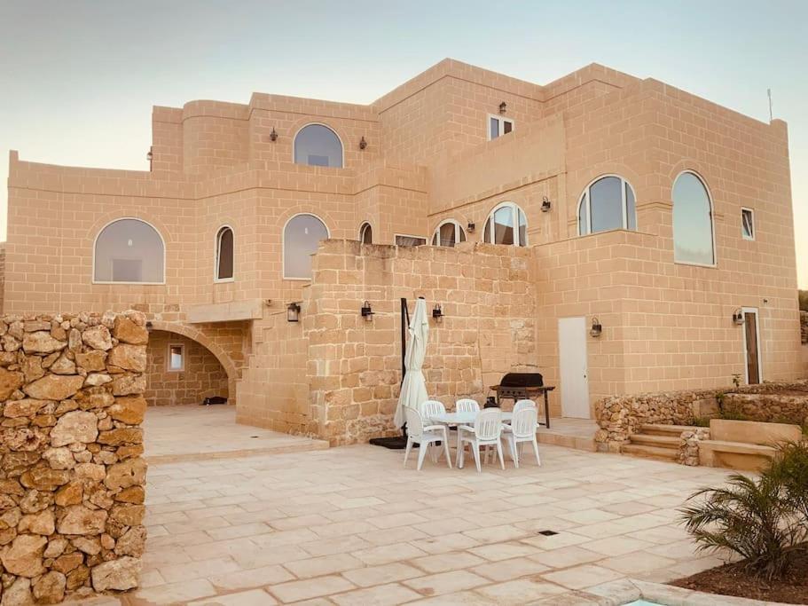 Farmhouse Villa With Large Pool And Garden In Gozo Għarb Exteriör bild