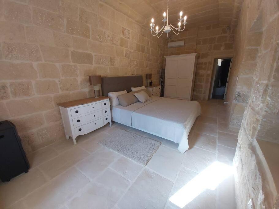 Farmhouse Villa With Large Pool And Garden In Gozo Għarb Exteriör bild